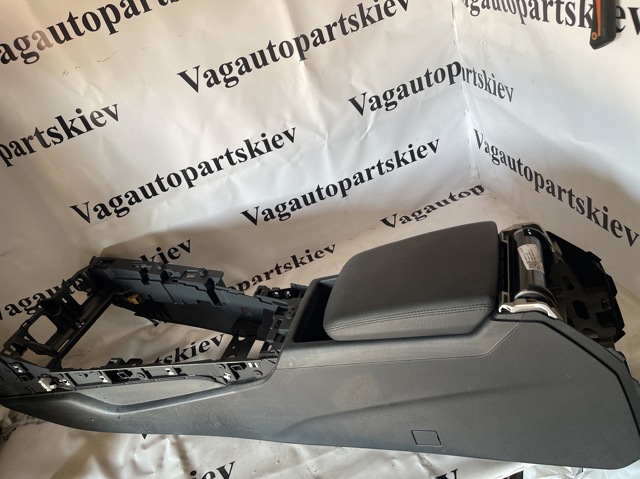 Консоль панели приборов 8W1863241D6PS VAG