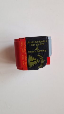 Модуль управления светом фар 1307329076 VAG