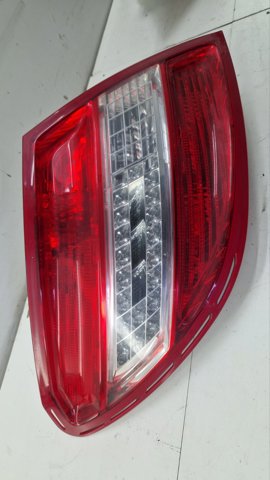 Задняя левая фара 2048201964 MERCEDES