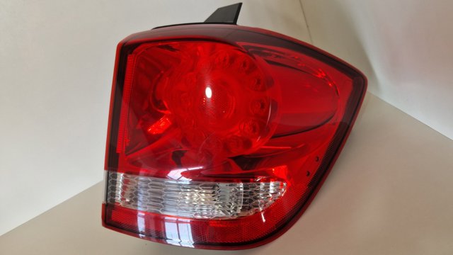 Задний правый внешний фонарь 68078480AD FIAT