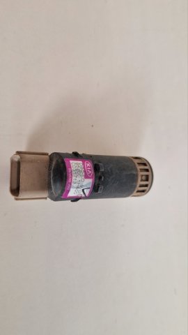 Датчик сигнализации парковки, парктроник, центральный 957001H600 HYUNDAI