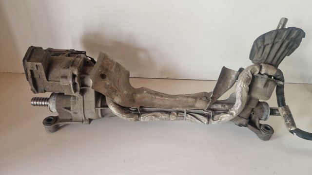 Реечный рулевой механизм AV6C3D070RE FORD