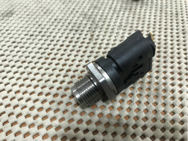 Манометры 0281002948 BMW
