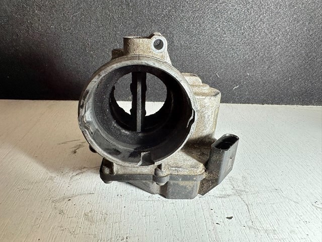 Блок дроссельной заслонки 03G128063Q VAG