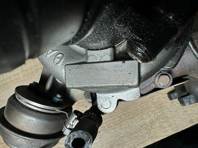03G253010 VAG Турбина купить в Тернополь