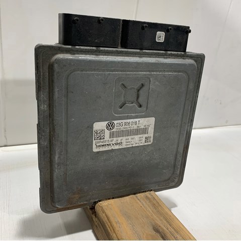 VAG 03G906018T Блок управления двигателем в наличии Хмельницкий