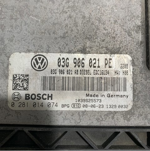 VAG 03G906021PE Блок управления двигателем в наличии Ужгород