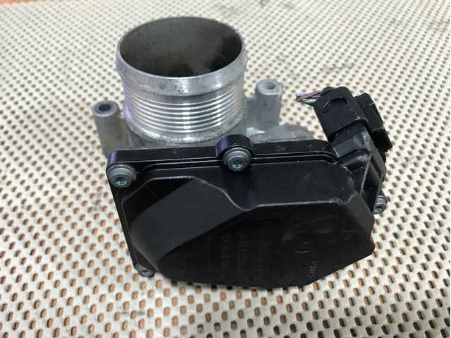 Дроссельная заслонка 03L128063E VAG