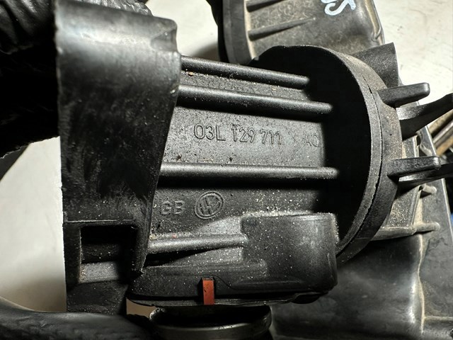 03L129711AQ VAG Коллектор впускной купить в Ровно