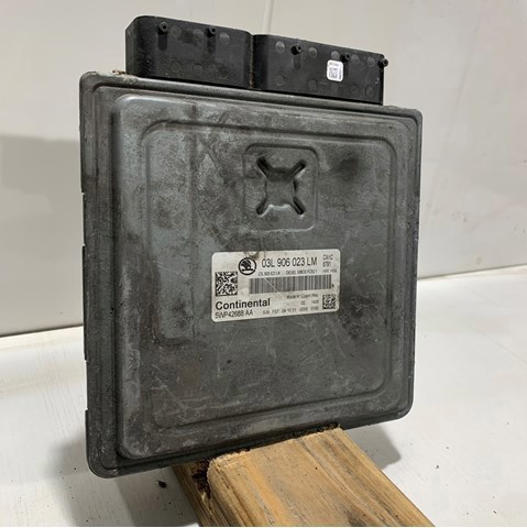 Электронный блок управления двигателем 03L906023LM VAG