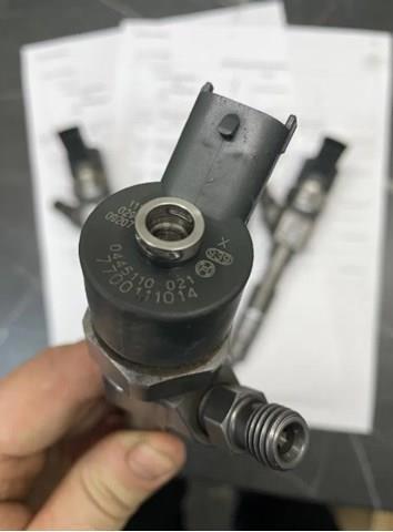 BOSCH 0445110021 Форсунка впрыска топлива в наличии Черкассы