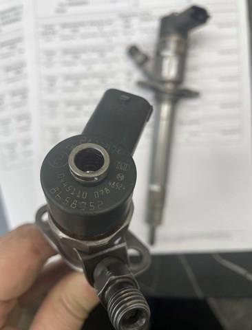 Форсунка инжектора 0445110078 BOSCH
