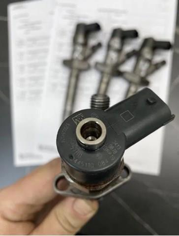 Топливные форсунки 0445110084 BOSCH