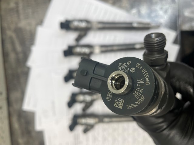 BOSCH 0445110430 Форсунка впрыска топлива в наличии Черновцы