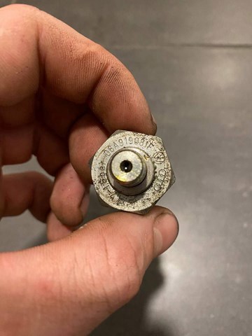 06A919081F Датчик давления масла купить Ровно