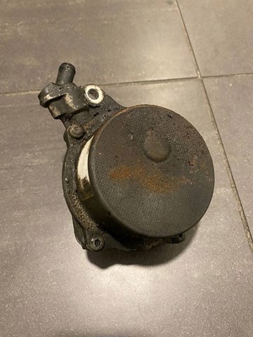 11667791232 BMW Насос вакуумный купить в Каменское
