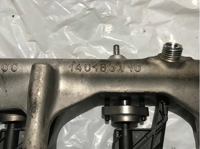 BMW 13538694197 Распределитель топлива (рампа) в наличии Украина