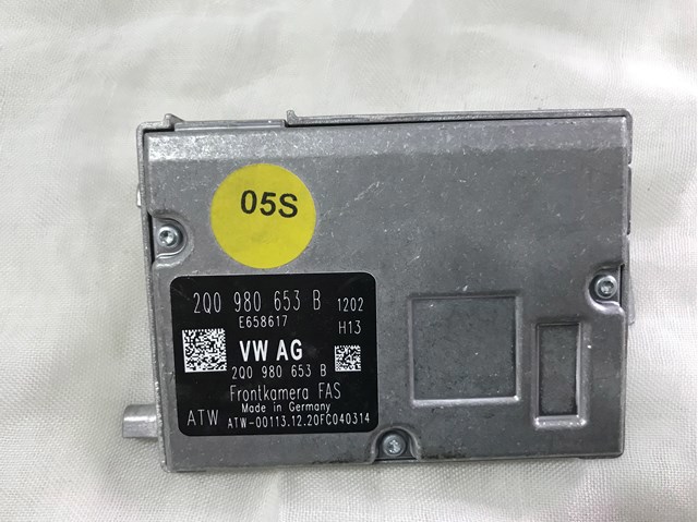 2Q0980653B VAG Камера заднего вида купить в Запорожье