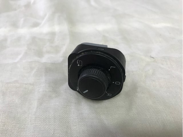 Регулятор зеркал 3V0959565C VAG