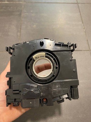 VAG 5Q0953549A Кольцо контактное, шлейф руля в наличии Каменское