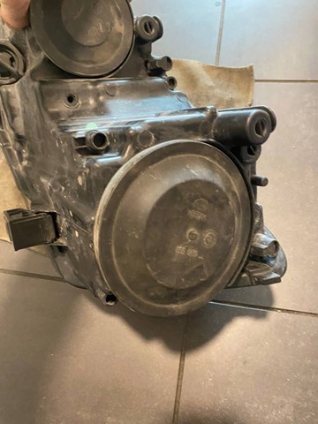 VAG 6R1941008F Правая фара в наличии Ужгород