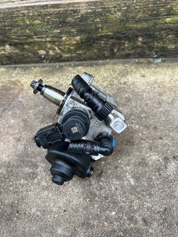 8511626 Насос топливный высокого давления (ТНВД) купить Киев