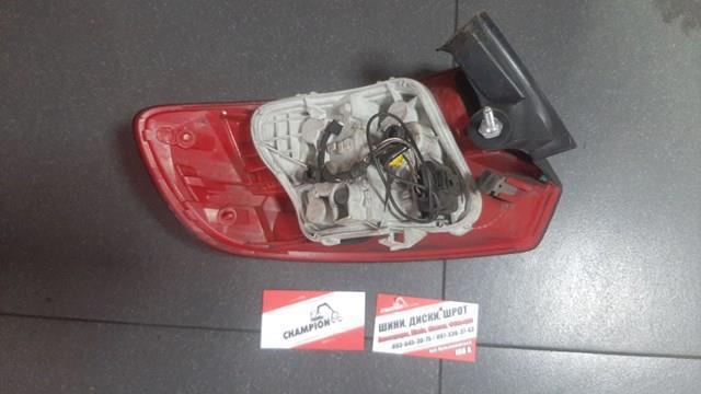 VAG 8P4945096C Фонарь задний правый внешний в наличии Львов