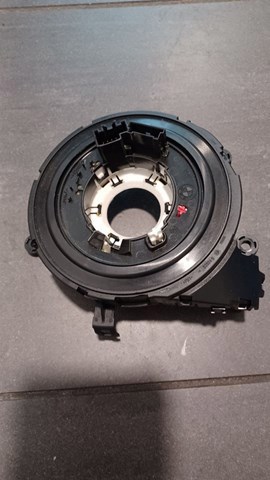 Переключатель подрулевой, центральная часть 9122509 BMW