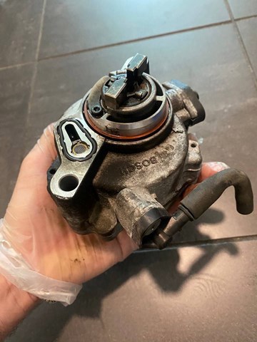 Механический вакуумный насос 9684786780 PEUGEOT