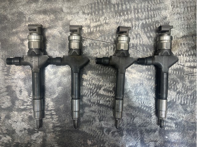 RF7J13H50 MAZDA Топливные форсунки купить в Днепр