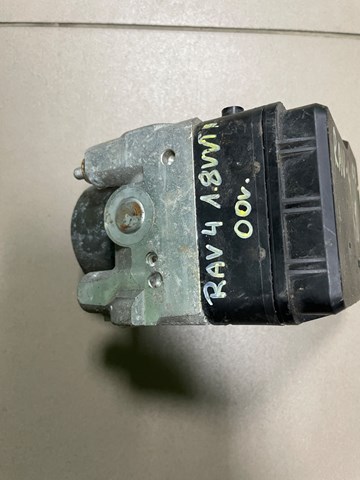 Блок управления АБС  4451042070 TOYOTA