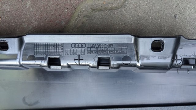4KE839901 VAG Накладка двери задней левой вертикальная купить в Харьков