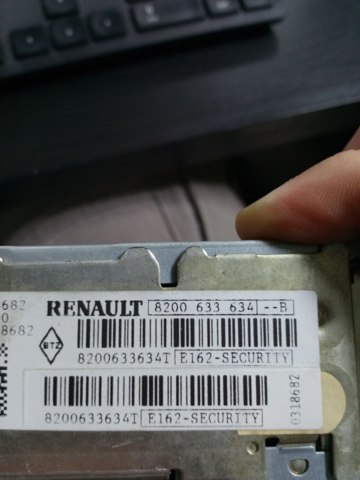 8200633634 RENAULT Магнитола (радио AM/FM) купить в Житомир