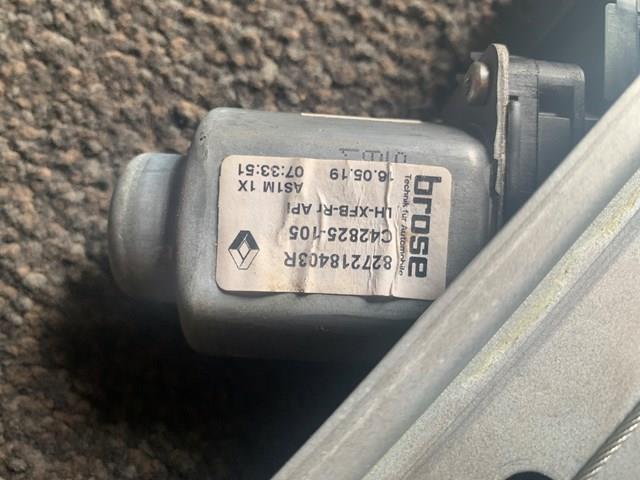 827218403R Механизм стеклоподъемника двери задней левой купить Кривой Рог