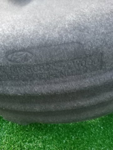 868212W000 HYUNDAI Подкрылок задний левый купить в Черновцы