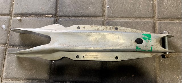 Рычаги задней подвески A2463520202 MERCEDES