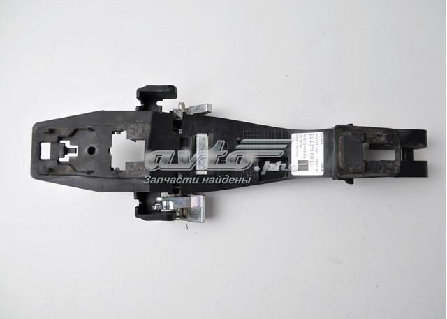 Держатель наружной ручки двери, задней левой CXF500033 LAND ROVER
