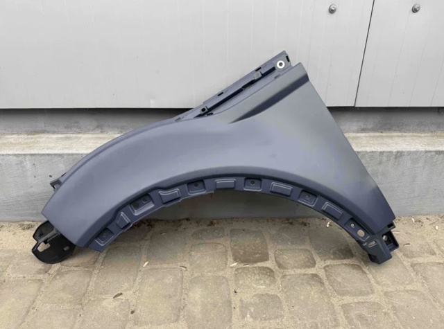 Крыло левое LR066935 LAND ROVER