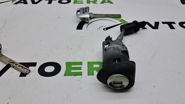 107837167EN Личинка замка двери передней левой купить Ровно