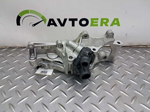 BMW 11518601366 Помпа водяная (насос) охлаждения в наличии Ровно