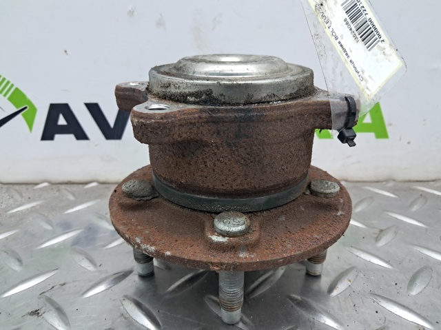 Ступицы задних колес 13524088 GM