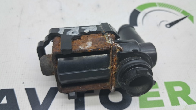 Клапан адсорбера топлива 14935JF01C NISSAN