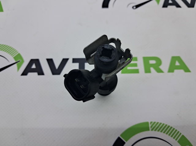 Форсунка впрыска топлива Nissan Rogue