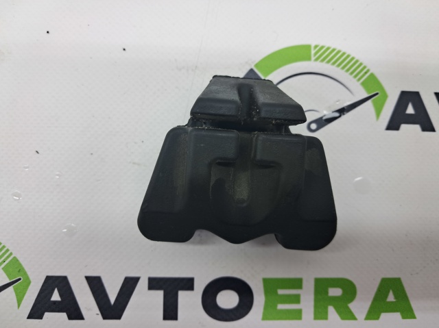 BMW 17117598791 Кронштейн радиатора нижний в наличии Ужгород