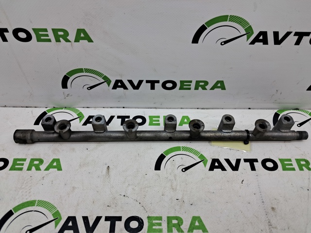 175216CA0B NISSAN Распределитель топлива (рампа) купить в Ужгород