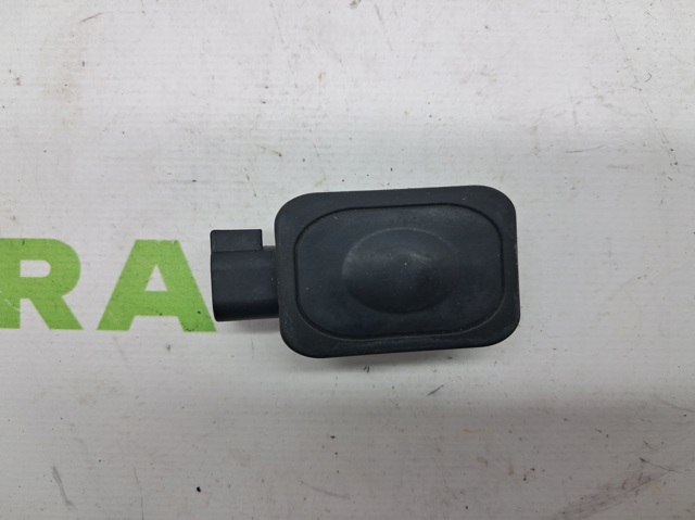 1L2Z14018AC Кнопка привода замка багажника купить Черкассы