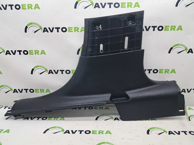 Обшивка стойки кузова внутренняя, средняя нижняя правая 1UD02DX9AC CHRYSLER