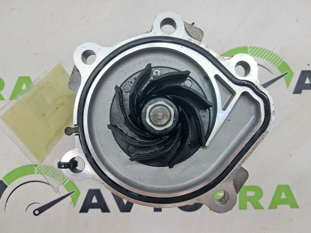 NISSAN 210106RC0A Помпа в наличии Харьков