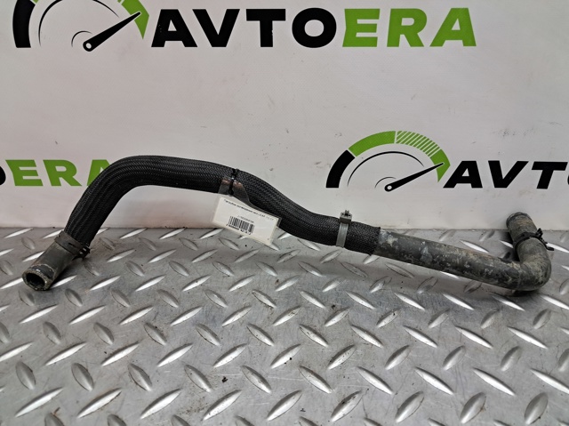 Патрубок радиатора охлаждения нижний 215033NF0A NISSAN