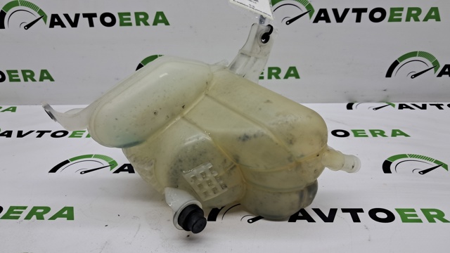 Бачок расширительный 217105NA0A NISSAN